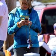 Em gái Britney đã lộ bụng bầu