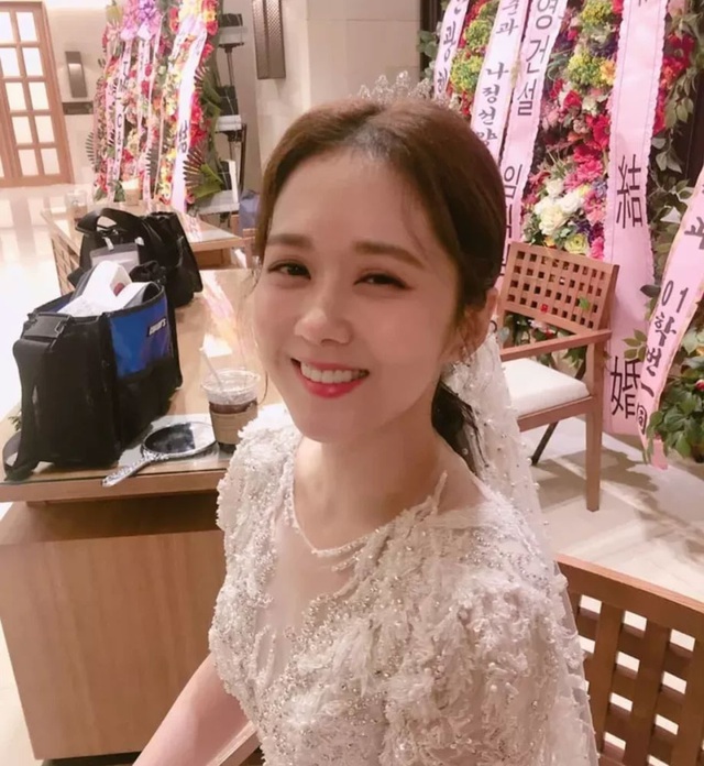 “Gái ế” Jang Nara hạnh phúc với cuộc sống độc thân vui vẻ - 1