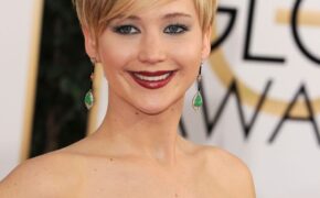 Jennifer Lawrence tiếp tục hò hẹn với Chris Martin