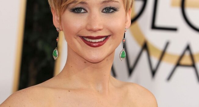 Jennifer Lawrence tiếp tục hò hẹn với Chris Martin