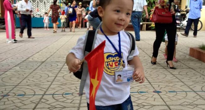 Nhắn gửi con yêu trong ngày Khai trường