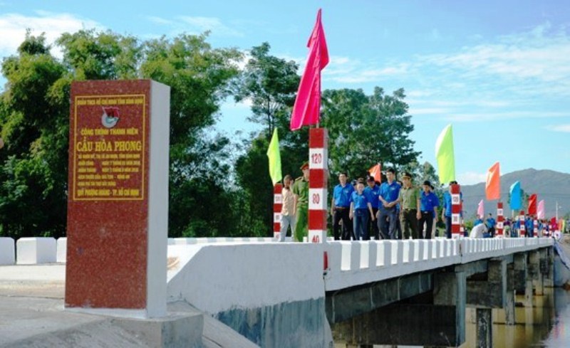 Khánh thành công trình thanh niên cầu Hòa Phong dài 72m do Tỉnh đoàn Bình Định triển khai