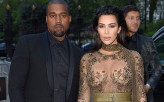 “Bão” tin đồn vây quanh gia đình Kim Kardashian và Kanye West