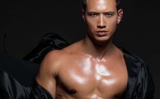 Kim Lý “hy sinh” mái tóc dài, “lột xác” đầy bụi bặm và cá tính