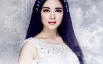 Lý Nhã Kỳ rút lui khỏi làng giải trí