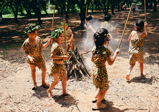 Tái hiện đời sống cộng đồng thời nguyên thuỷ