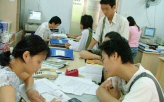 Teen coi chừng “sập bẫy” mùa làm thêm cuối năm