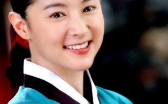 Lee Young Ae sẽ trở lại màn ảnh nhỏ