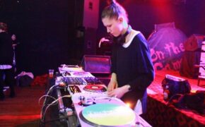 DJ nổi tiếng Thụy Điển ấn tượng trong đêm nhạc về bình đẳng giới