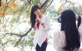 Lộc vừng thay lá “hớp hồn” giới trẻ Hà Thành