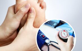 “Chữa bách bệnh” chỉ bằng vài động tác massage chân đơn giản hàng ngày