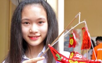 Ngày hội trung thu đậm chất truyền thống của học sinh Lomonoxop