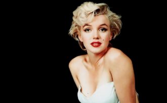 Bia mộ của Marilyn Monroe được đem bán đấu giá