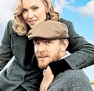 “Guy Ritchie không tham tiền của Madonna”