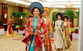 Á hậu Ngô Trà My quý phái với áo dài “Vương triều”