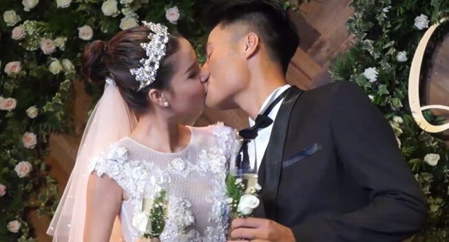 Kỳ Hân và Mạc Hồng Quân hôn nhau say đắm trong lễ đính hôn