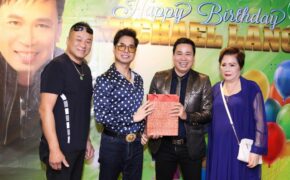 Ngọc Sơn giản dị đến chúc mừng sinh nhật học trò Michael Lang