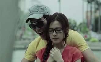 Hoàng Tử & Lọ Lem gây tranh cãi