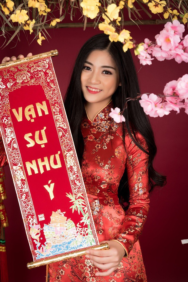 Năm 2018 Nam Phương mong muốn: “Đó sẽ là một năm tràn đầy tiếng cười, niềm vui và niềm hạnh phúc vì mình cũng đơn giản, nên không muốn đặt mục tiêu quá cao để khó vươn đến”.