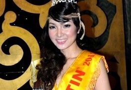 Nữ sinh ĐH Duy Tân giành giải nhất thanh lịch