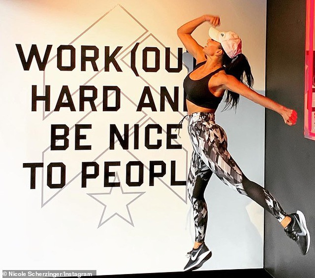 Nicole Scherzinger chia sẻ bí quyết giữ dáng gợi cảm - 5