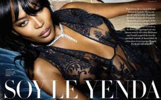 Naomi Campbell – 44 tuổi vẫn rực lửa