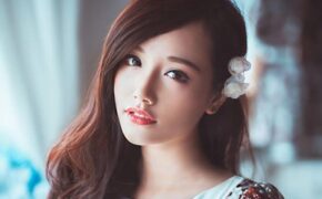 Vẻ đẹp nổi bật của “hot girl” Đại học Ngoại thương