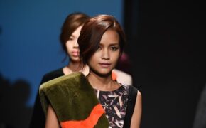 Quán quân Vietnam’s Next Top Model 2016 “tấn công” Seoul Fashion Week