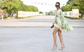 Hoàng Thùy, Phương Mai, Ái Phương sành điệu trên phố