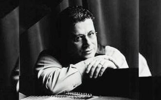 Nghệ sĩ dương cầm Franck Amsallem biểu diễn tại Hà Nội