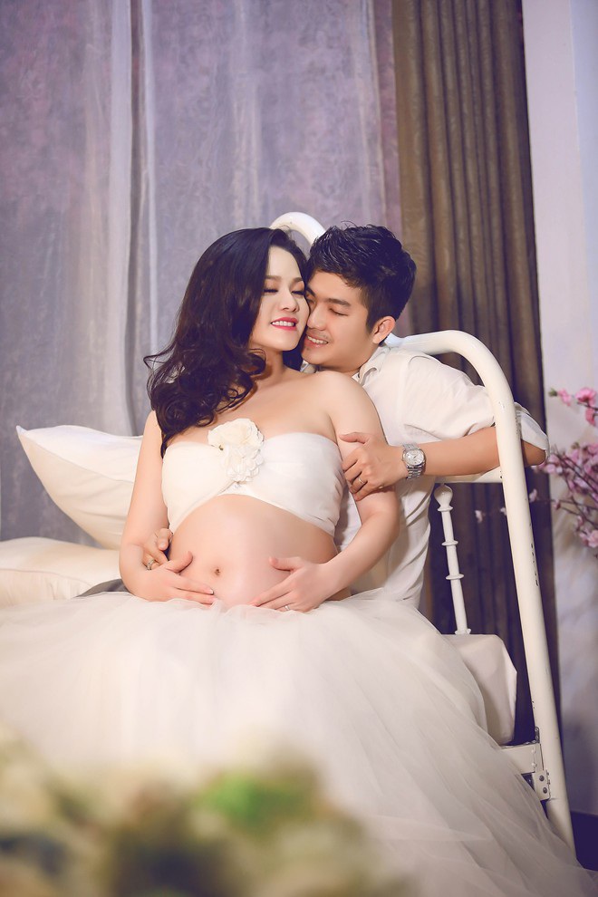 Nhật Kim Anh lần đầu khoe bụng bầu bự - 2 Nhật Kim Anh lần đầu khoe bụng bầu bự - 2