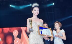 Nữ doanh nhân 21 tuổi được vinh danh trong lễ tôn vinh doanh nhân Sắc – Tâm – Tài 2017