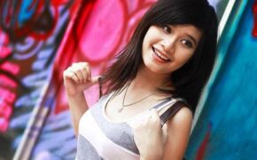 Gặp nữ MC xinh đẹp, học giỏi Học viện Ngoại giao