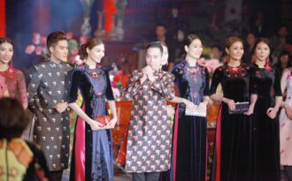 Chuyện tình hoa ti gôn