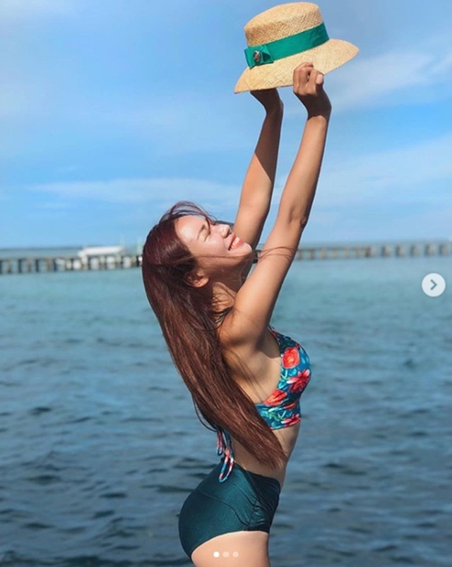 Nữ giảng viên hot nhất Hàn Quốc giữ body siêu hấp dẫn nhờ đi bộ - 4