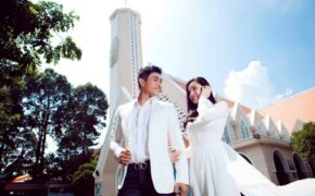 Vy Oanh rạng ngời đón Giáng sinh sớm