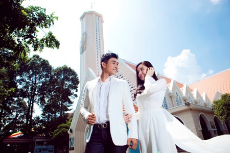 Vy Oanh rạng ngời đón Giáng sinh sớm