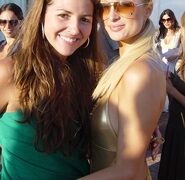 Paris Hilton kết bạn với trợ lý của Britney