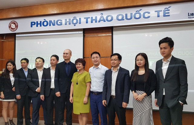  Ban tổ chức cùng các nhà tài trợ đồng hành trong cuộc thi I-INVEST! 2018 