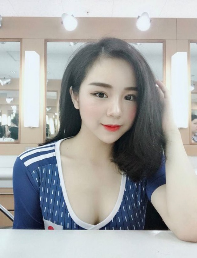 Ảnh: Đọ nhan sắc và điểm số các hot girl 10X vừa qua kỳ thi THPT - 17