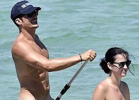 Miranda Kerr cũng “sốc nặng” trước loạt ảnh khỏa thân của chồng cũ