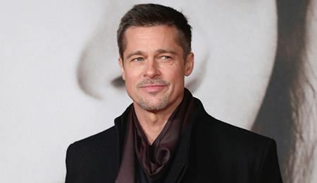 Ở tuổi 53, trông Brad Pitt vẫn rất phong độ và nam tính, tuy nhiên, ngoại hình của nam tài tử đã bắt đầu lộ rõ dấu hiệu tuổi tác