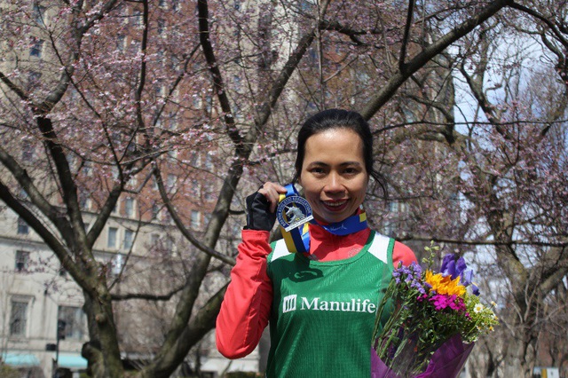 Trang Hạ hoàn tất Boston Marathon 2018 tại Mỹ trước khi bắt đầu luyện tập cho Manulife DNIM 2018 tại Đà Nẵng