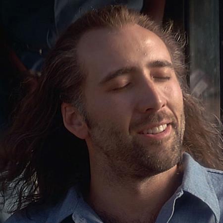 Ra mắt từ năm 1997 nhưng bộ phim “Con air” vẫn để lại ấn tượng đậm nét cho người hâm mộ, từ mái tóc, bộ râu cho tới chất giọng đặc biệt của Nicolas Cage