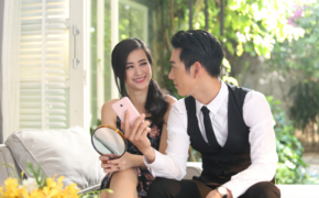 Đông Nhi “lơ” Ông Cao Thắng, hẹn hò cùng “trai đẹp”?