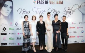 Doanh nhân Sarah Tú hội ngộ dàn sao trong sự kiện Face Of Vietnam