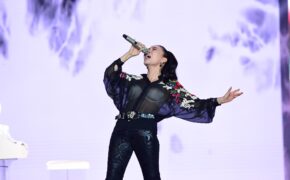 Thu Minh, Phương Thanh đồng loạt xin lỗi sau sự cố để lộ nội y