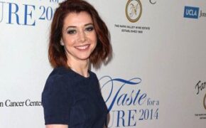 Bi hài chuyện “khóa môi” lên phim ngọt ngào, đời thực đắng chát