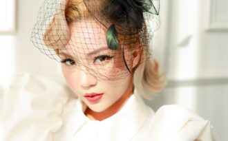 Hot girl Như Ngọc cắt phăng tóc dài để đóng vai giang hồ