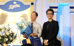 20/11: Tản mạn câu chuyện tặng quà cho thầy cô